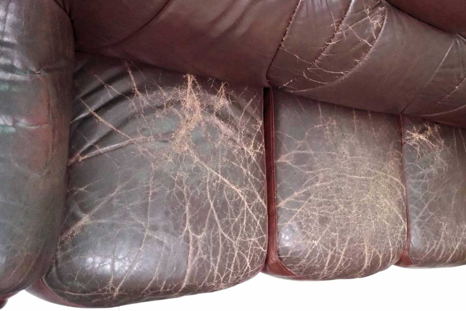 https://leather-pro.com/wp-content/uploads/2018/05/news_red_furniture_before_1500.jpg